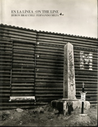 Cubierta para En la línea / On the Line: Fotografías de la frontera / Border photographs 